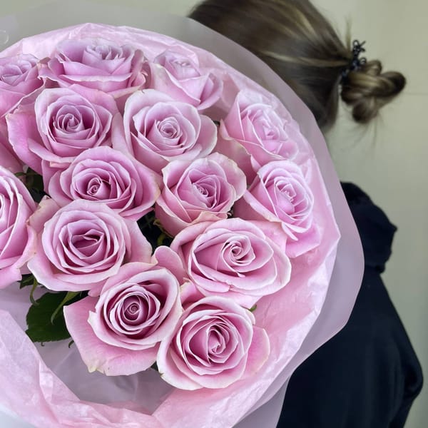 Букет из 15 нежных роз 5