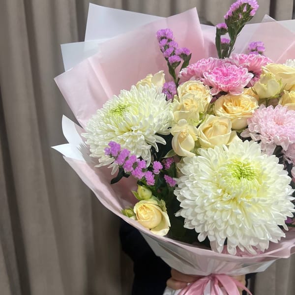 Нежный букет из Одноголовой Хризантемы 3