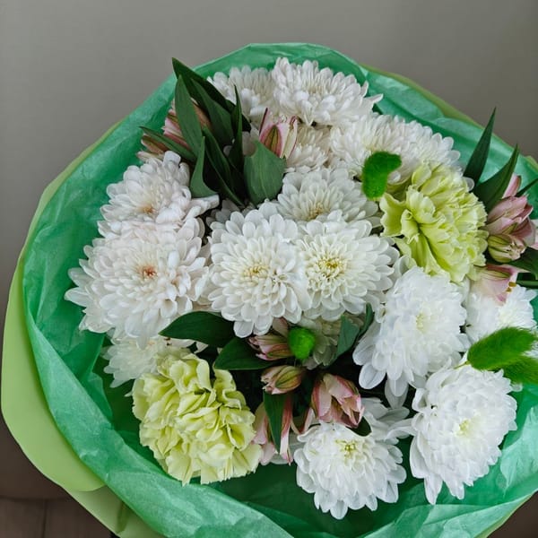Букет с альстромерией и сухоцветами 2