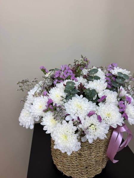 Пышная корзина с 18 цветами ассорти 3