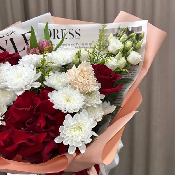 Букет с Эустомой и Французской Розой 5