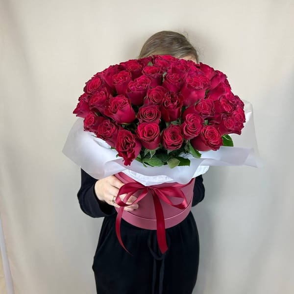 Композиция с красной розой 4